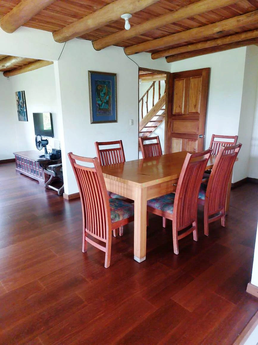 CHALET DEL LAGO - Beautiful A-Frame home in tropical garden - Gallery image 7