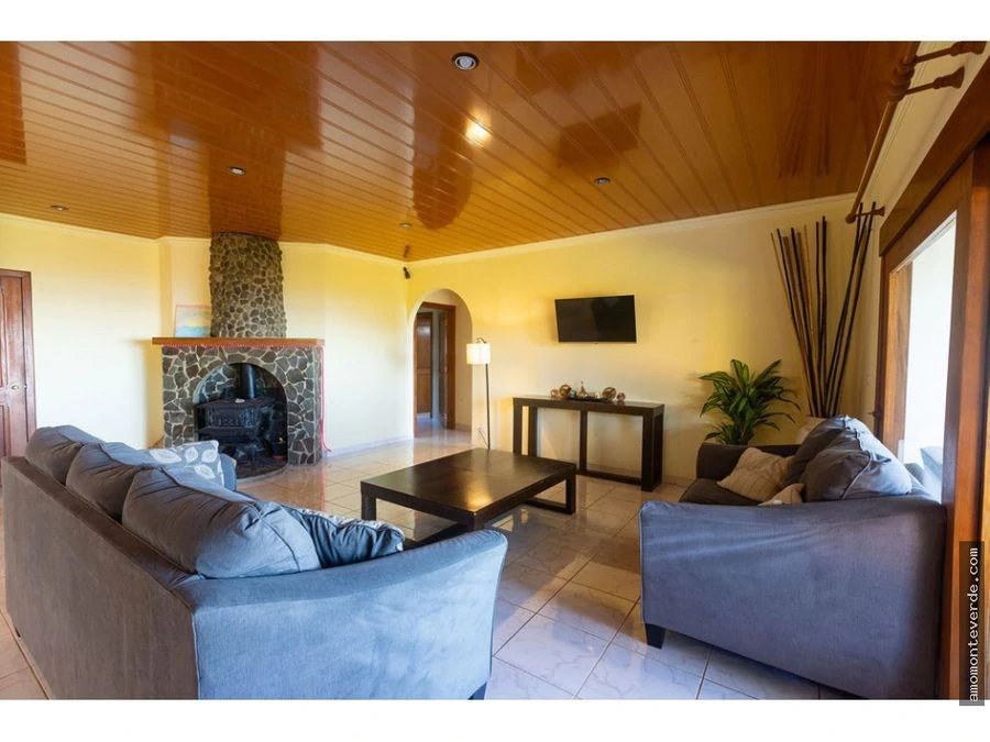 5-Acre Property with 2 Houses and Stunning Nicoya Gulf Views  CE0324: 5-Acre Monteverde Retreat with Two Homes and Stunning Gulf of Nicoya Views – Ideal for Eco-Projects or Private Living - Gallery image 30