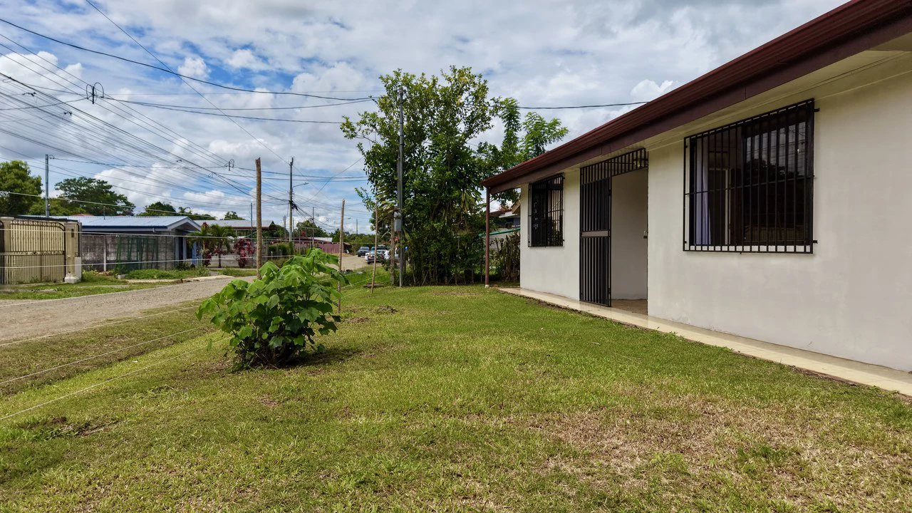 House For Sale in Daniel Flores - Gallery image 7
