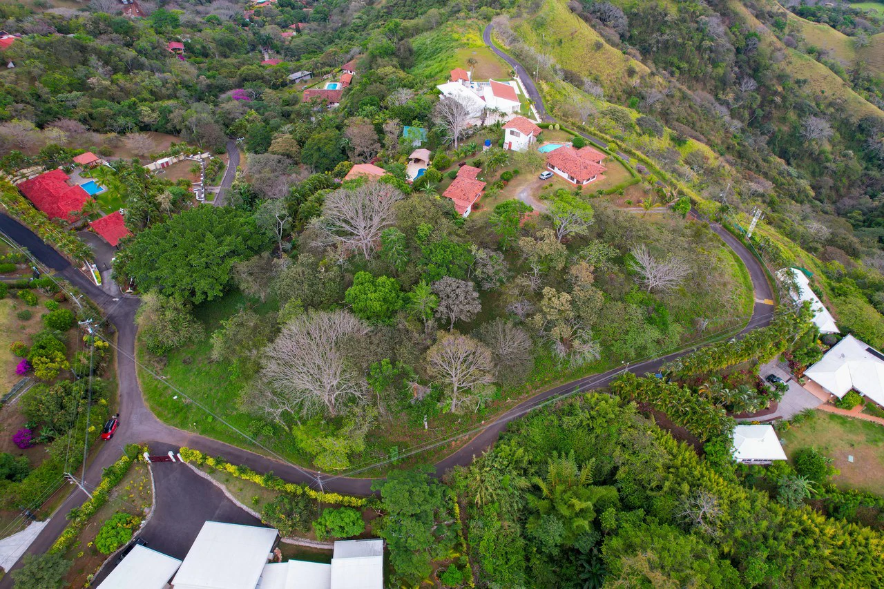 Exclusive Lot in Vista Atenas –Panoramic Views - Gallery image 3