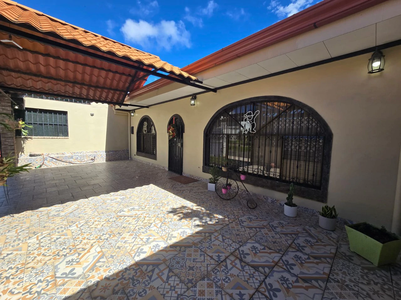 House for sale in Santo Tomás, Santo Domingo - Gallery image 3