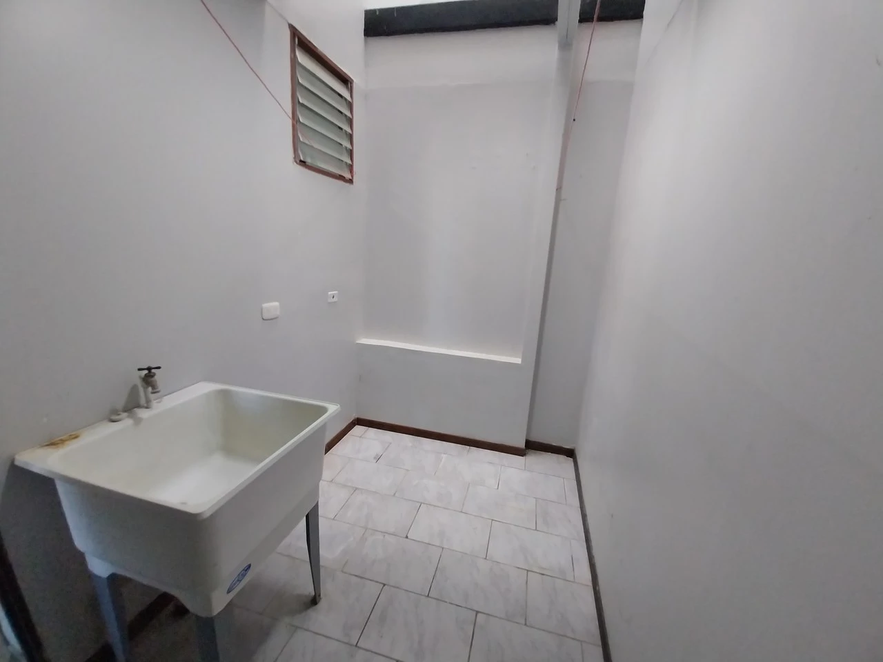 RC-140: Investment Opportunity – Apartment Building in Comunidad Guanacaste - Gallery image 10
