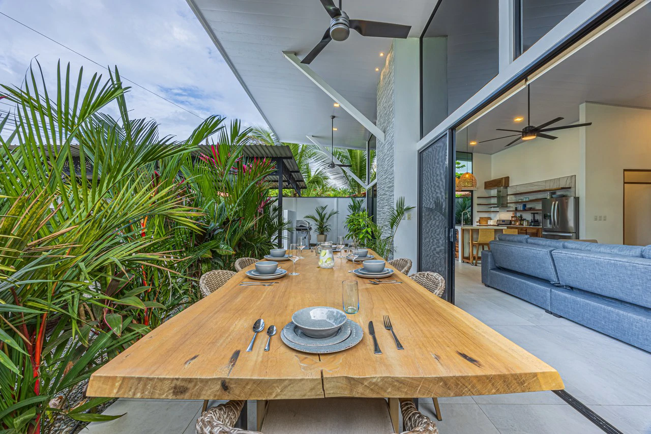 Elegant Tropical Home | 5 Minutes from Marino National Park: Near the Coast House For Sale in Bahía Ballena - Gallery image 63