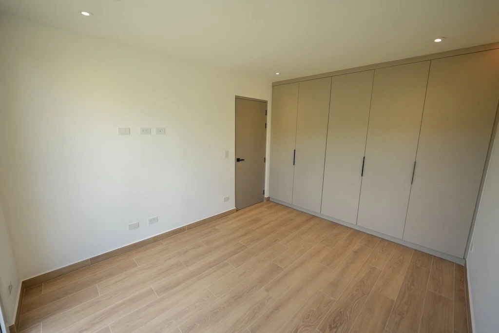 House For Sale in Lindora - Gallery image 38