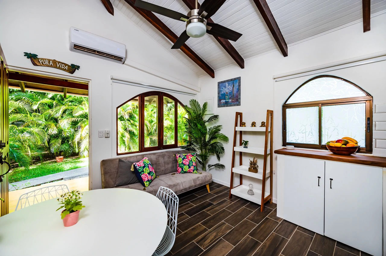 Casa Papaya Villaggio II, 431B: Renovated One-Bedroom Condo Steps from 7 Beaches - Gallery image 5