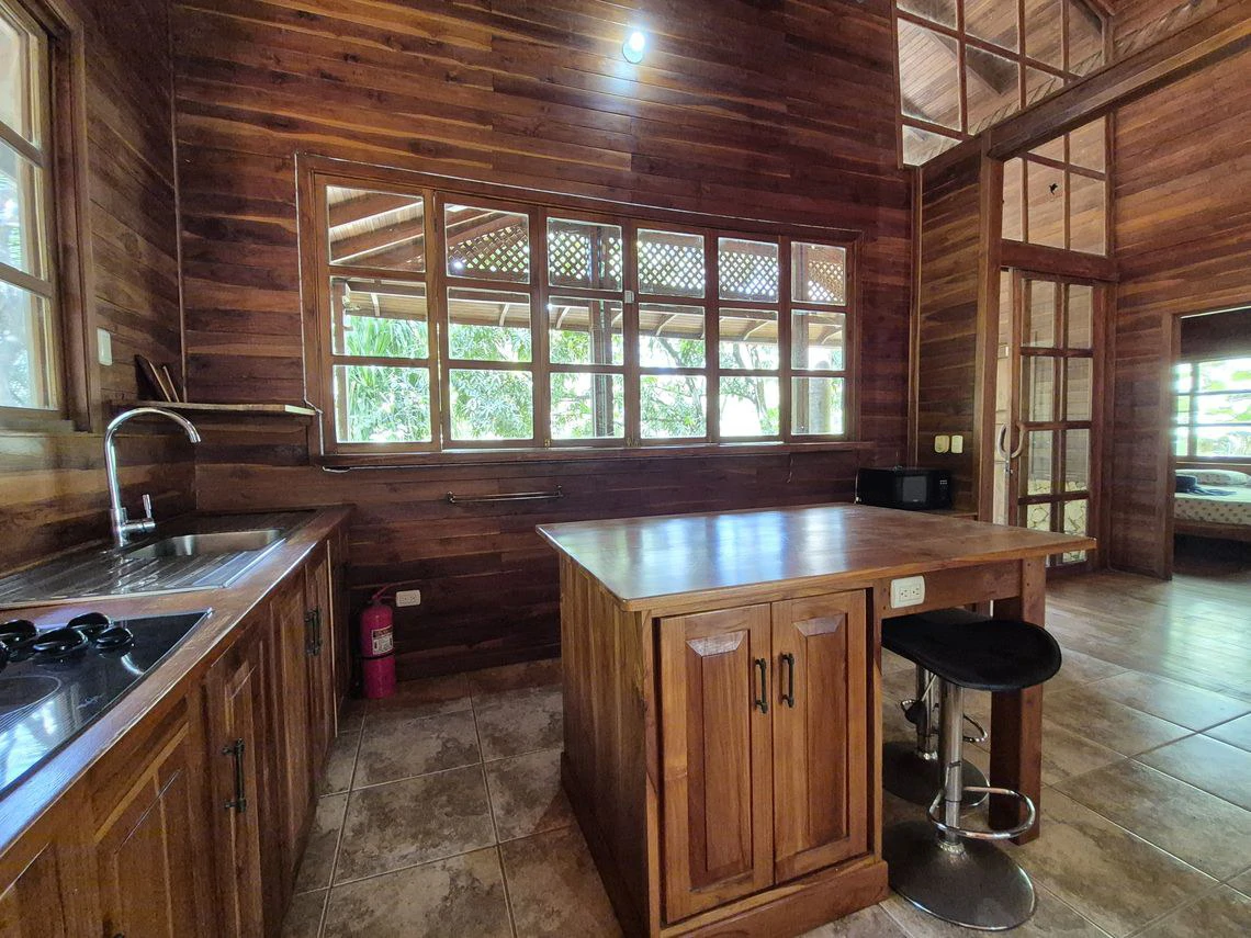Casa Mango: Price Drop - Peaceful Teak Chalet-Style Home With Expansion Potential in a Lush Tropical Setting Near Samara - Gallery image 16