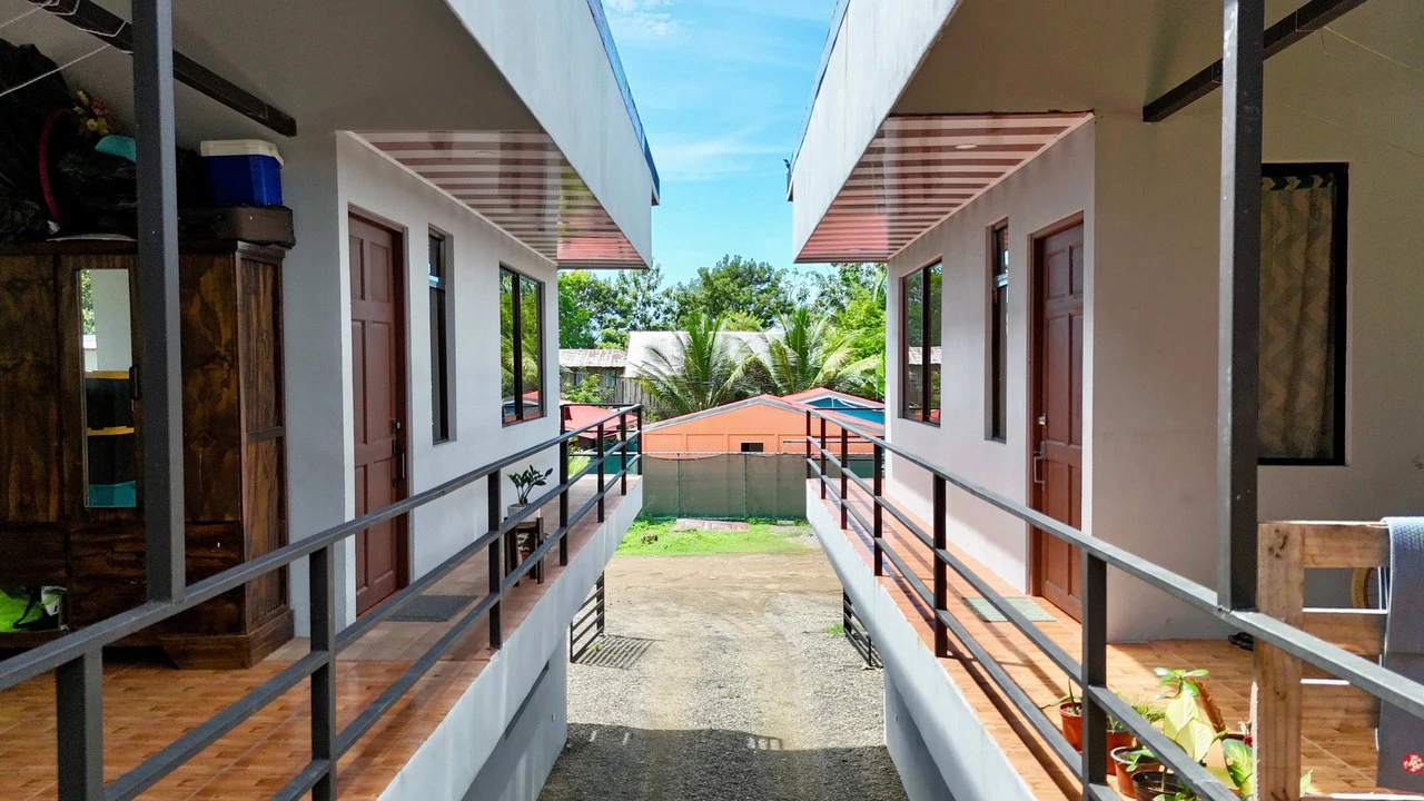 8-Unit Apartment in Bahía, Walking distance to the Beach - Gallery image 11