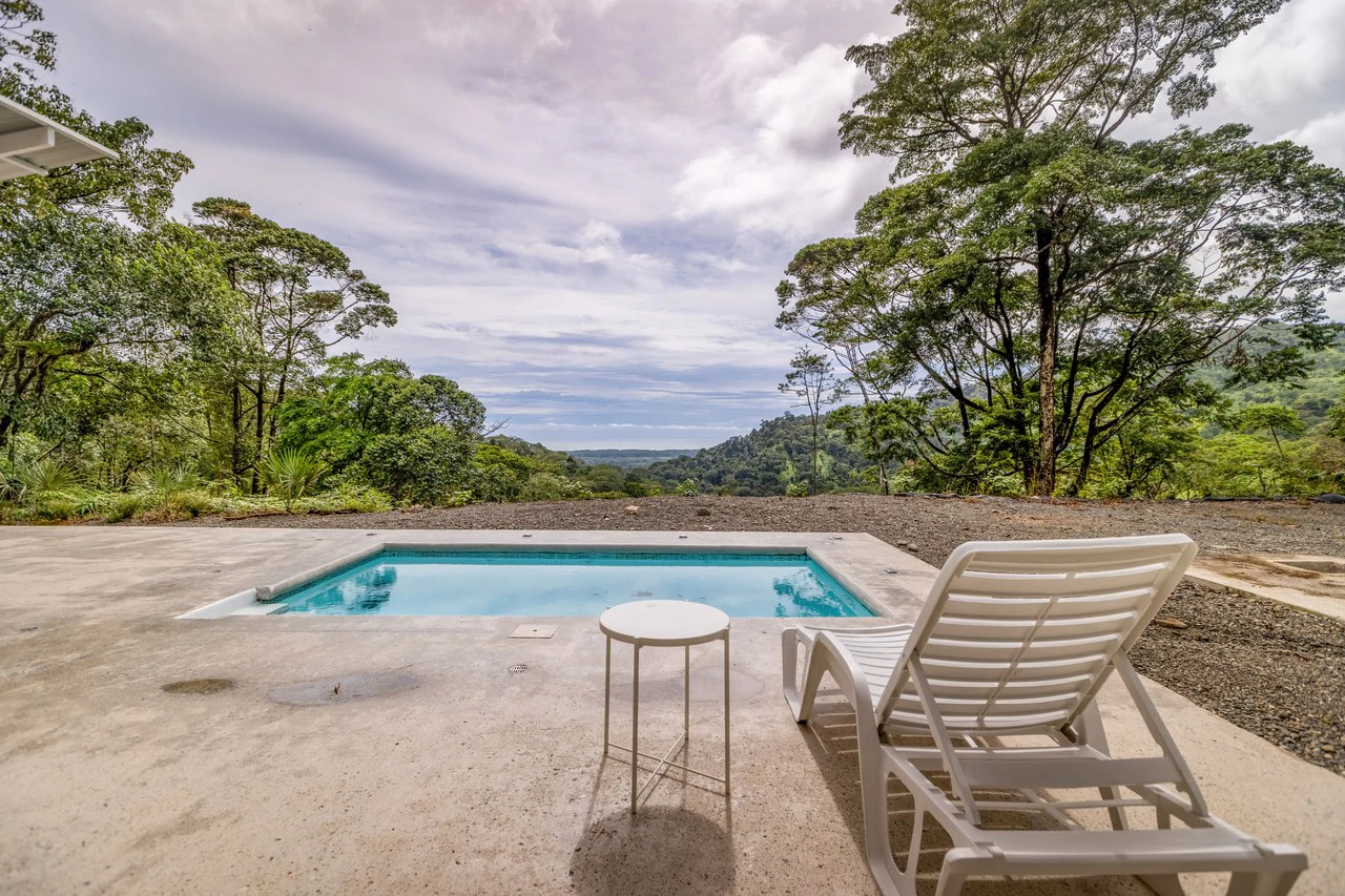 Ocean View Home in Portasol, 2 Bed, 1 Bath, Pool, Private Waterfall & Extra Building Site: Mountain House For Sale in Portalon - Gallery image 17