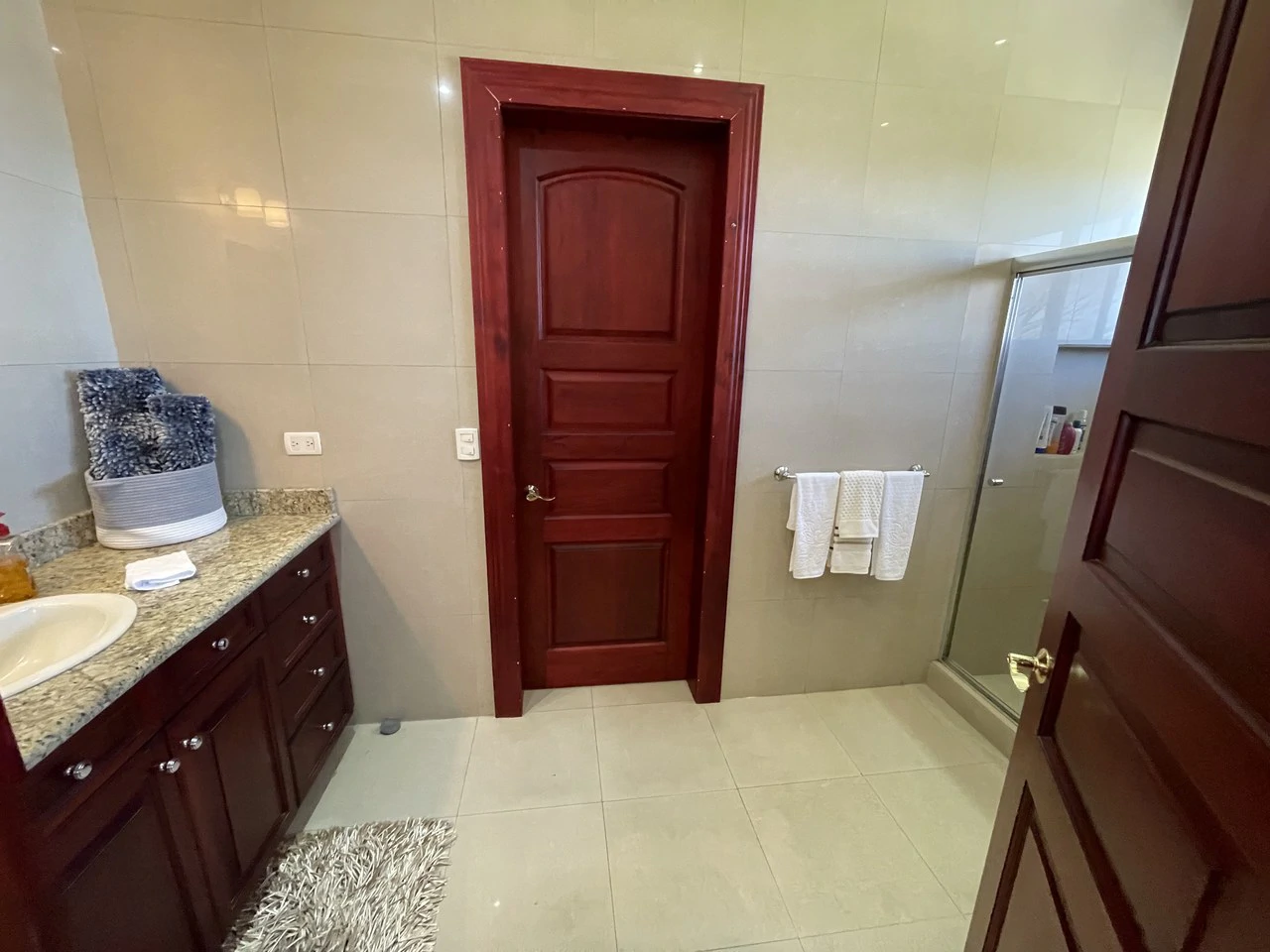 Dona Rosa: House For Sale in Bosques de Doña Rosa - Gallery image 26