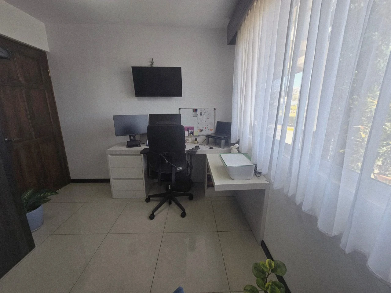 Beautiful House for Sale in a Gated Community - Gallery image 24