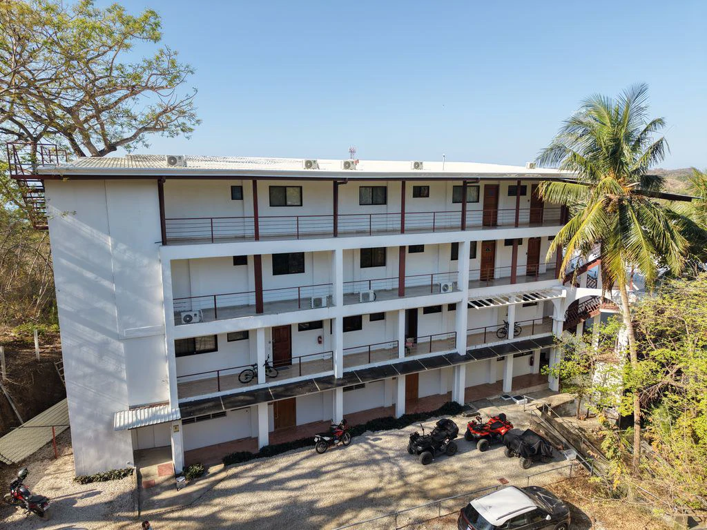 Condo Pacific Dream: Exceptional Opportunity in Samara – 1-Bedroom Condo with Ocean View - Gallery image 17