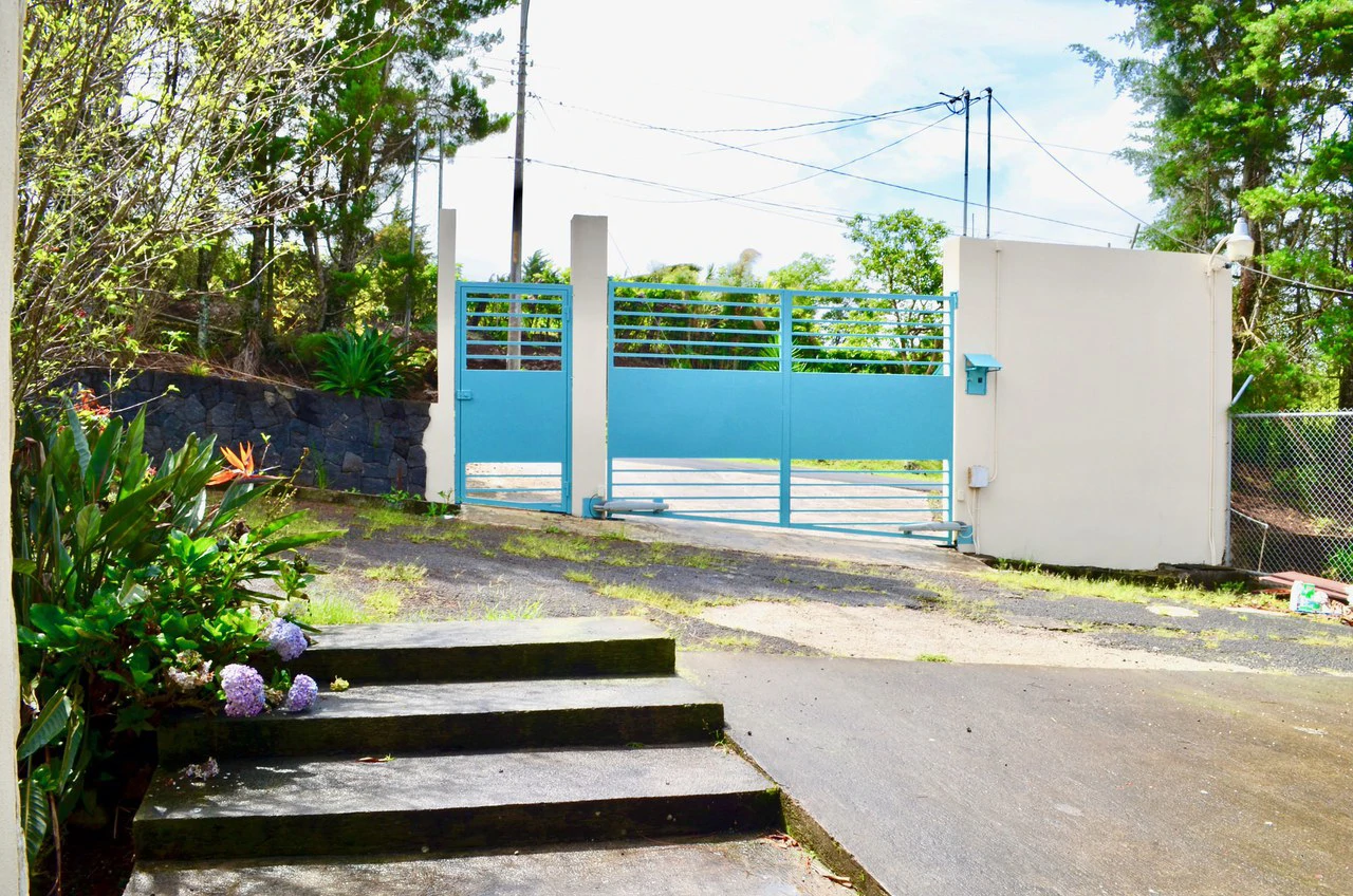 Mountain modern house in San Isidro, Costa Rica - Gallery image 12