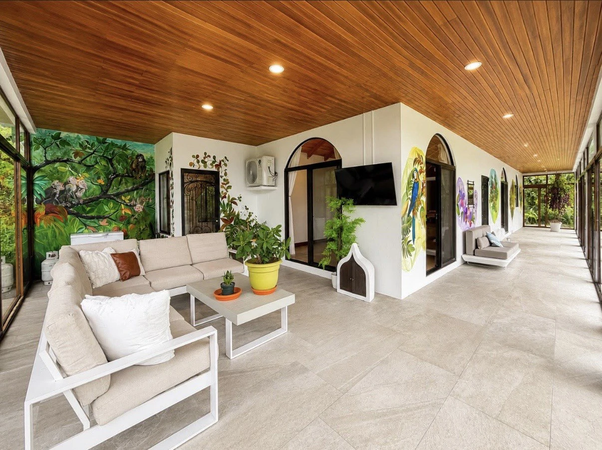 Designer Villa: Stunning designer Villa on 2 acres of land - Gallery image 17