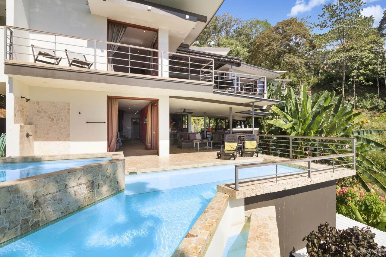 Casa Thai: Ocean View Villa in Uvita with Proven Airbnb Income and Luxury Tropical Living - Gallery image 5
