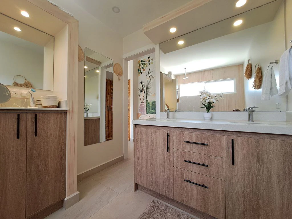 Villa Caribe & Lodge: Luxury Caribbean-Style Retreat with Stunning Ocean and Jungle Views, 3 High-End Lodges & Elegant Main Residence - Gallery image 34