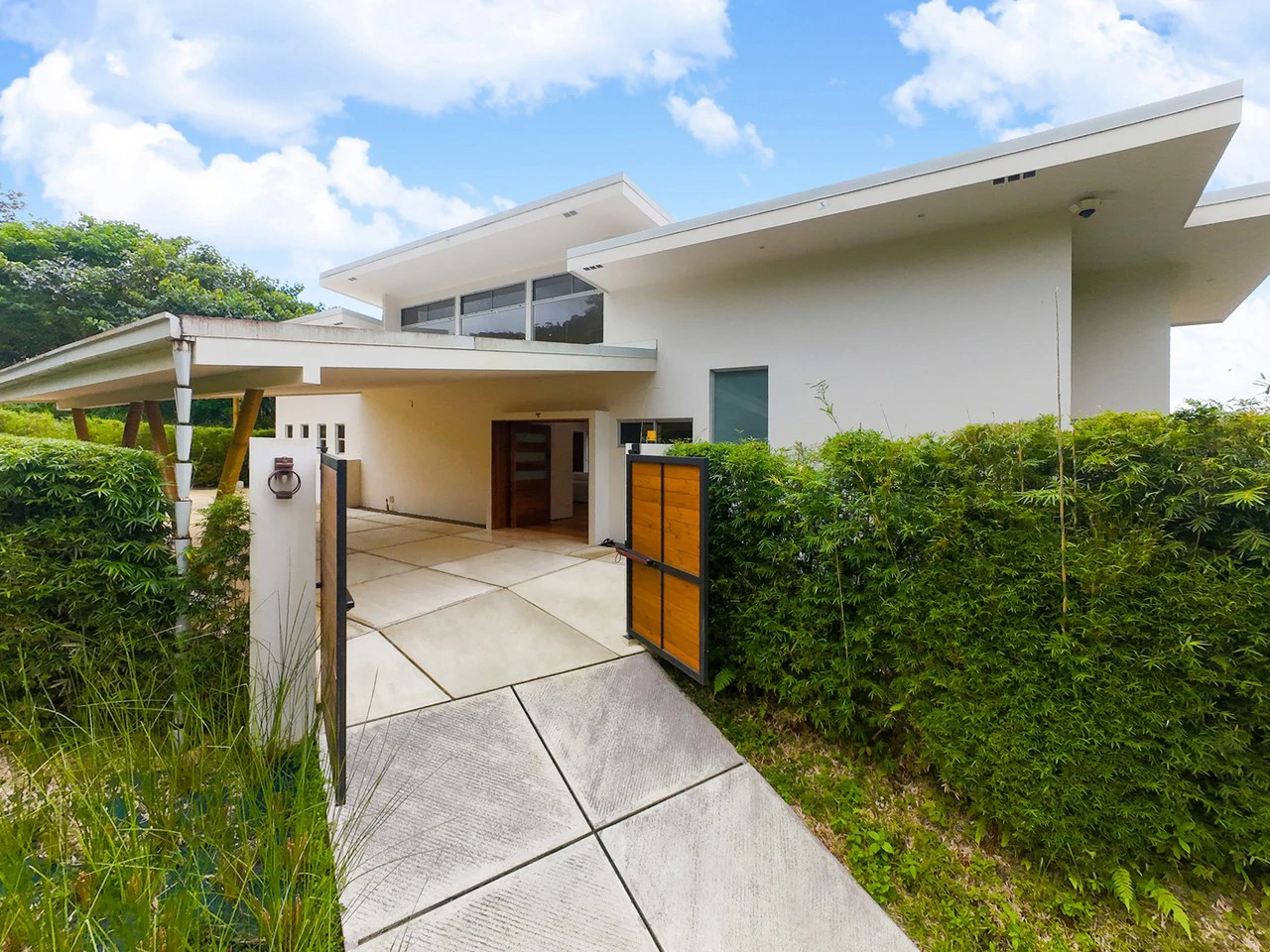 Mar Mystique Haven: Your Dream Home with Stunning Ocean Views - Gallery image 46
