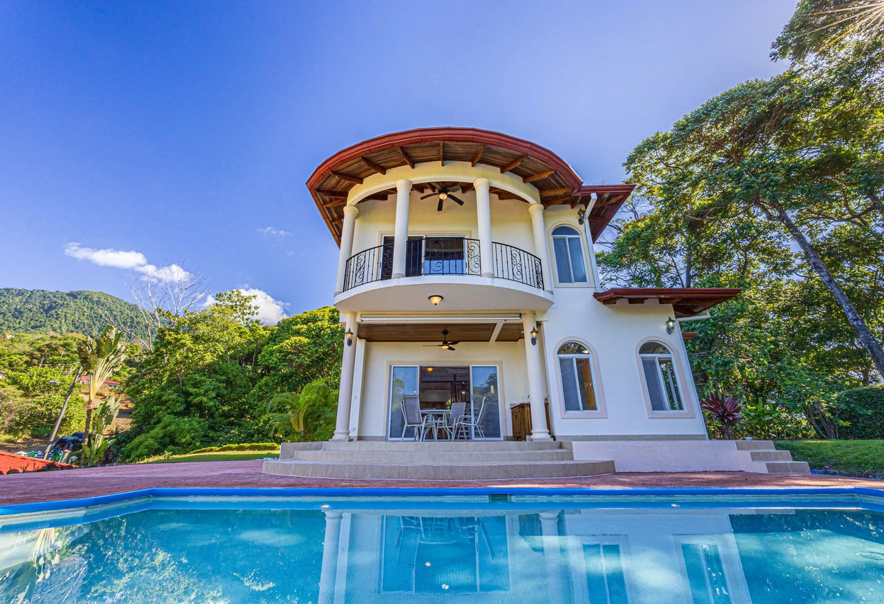 Elegant 3 Bedroom + Office Jungle Home in Puesta Del Sol, Ojochal - Gallery image 37