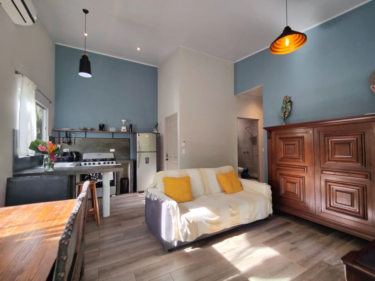 Sibo House - Boutique Hotel: Four Modern Independent Guest Suites in Playa Negra, Steps to the Beach - Gallery image 27