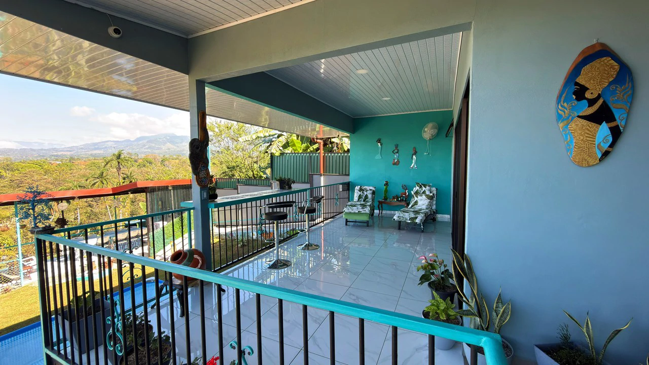 Countryside House For Sale in San Pedro - Gallery image 2