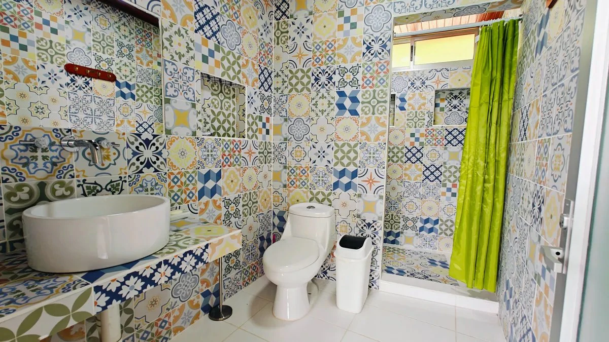 ID 888: 4 Bd/3 Ba Multi-Unit Home Near Puerto Viejo with Rental Potential - Gallery image 7