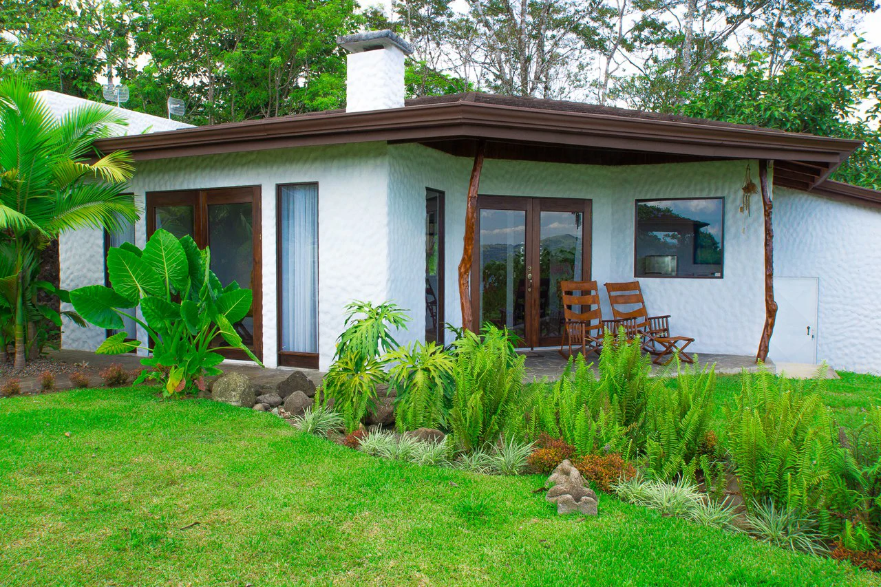 Luxury Vacation Rental Villas for Sale with Amazing Views of Lake Arenal - Gallery image 27