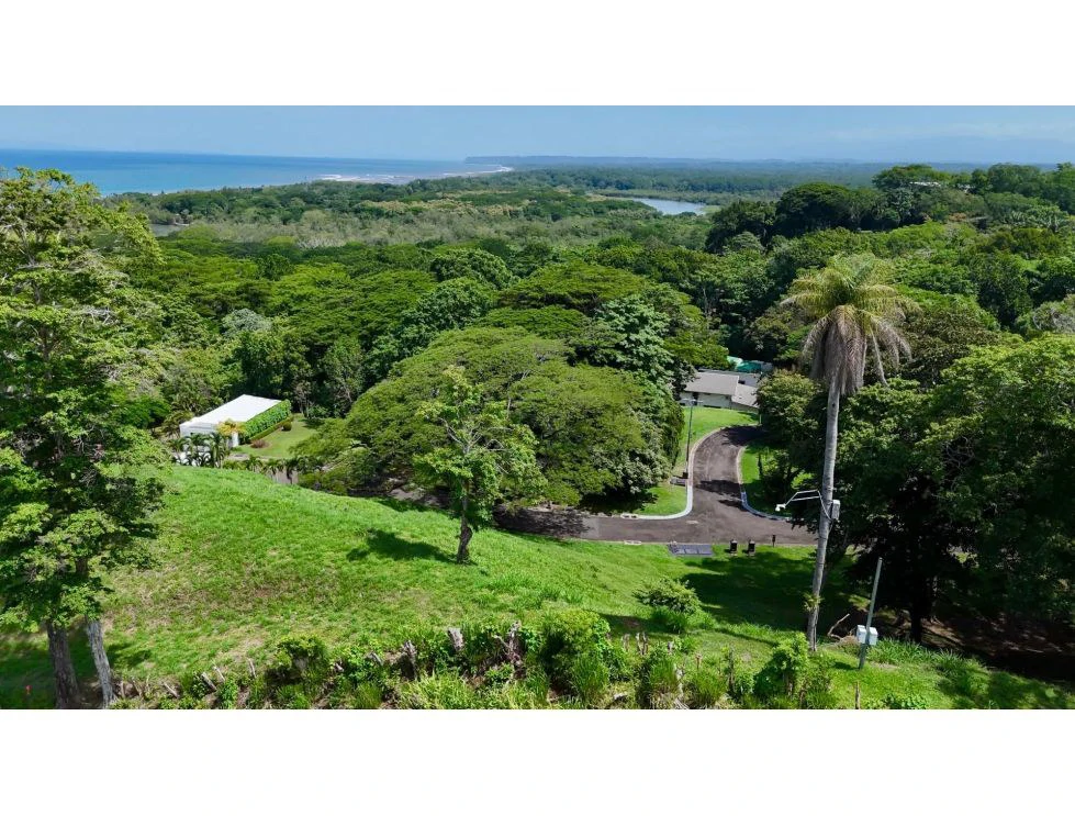 Spectacular Lot in Nativa, Garabito: Ocean Views and Pure Nature - photo 6