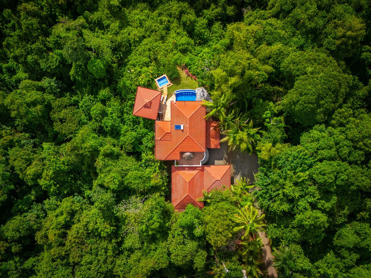 Mountain House For Sale in Escaleras - Gallery image 11
