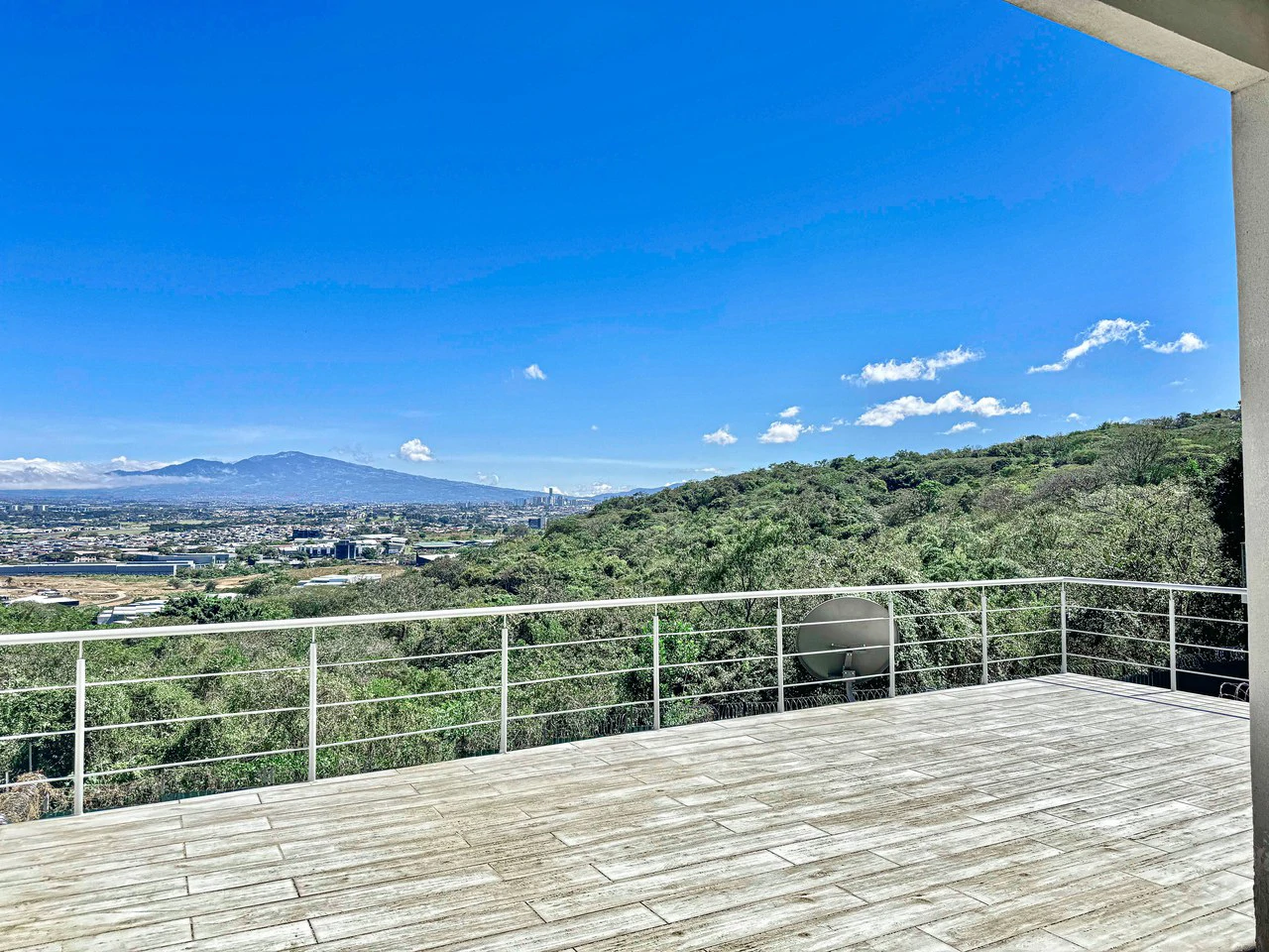 Casa Hilltop:  Casa Hilltop mountainside home for sale in Guachipelin Escazu - Gallery image 3