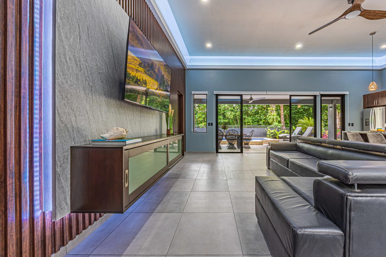 Gorgeous Brand New 3br Home close to Dominical with extra land.: House For Sale in Hatillo - Gallery image 11