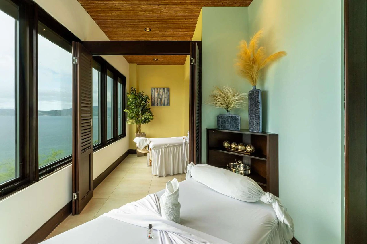 360 Splendor del Pacifico #305: Oceanview Perfection – Just Steps from the Infinity Pool - Gallery image 21