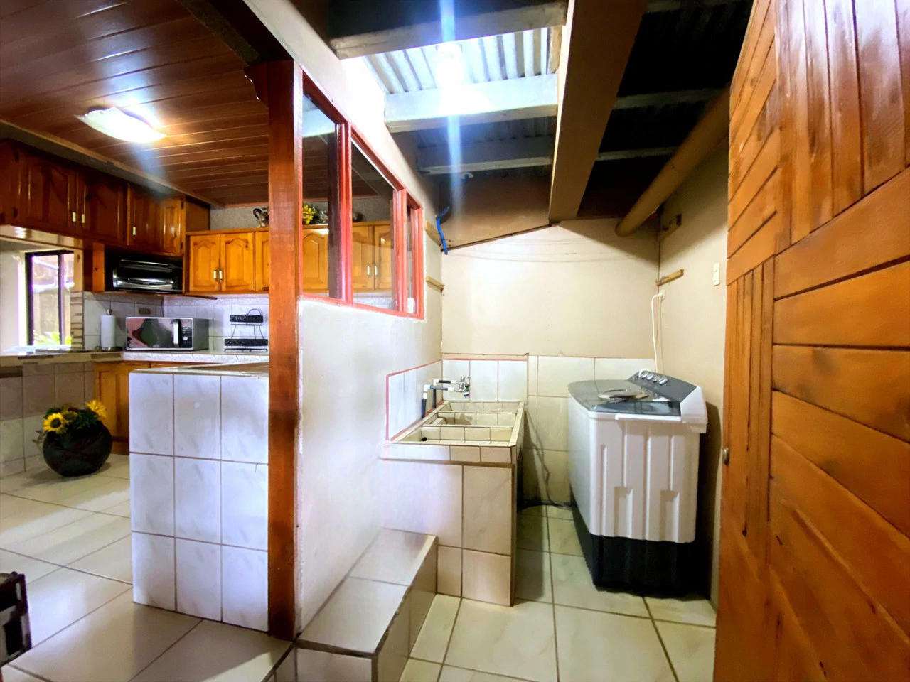 CASA EN VENTA EN BARRIO BOSTON, PEREZ ZELEDON: House For Sale in San Isidro del General - Gallery image 9