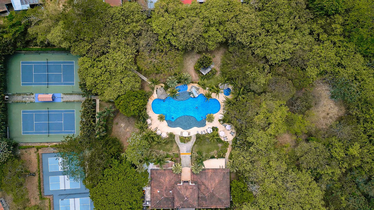 Coco Bay Estate #23: Ocean View Modern Residence - Gallery image 4