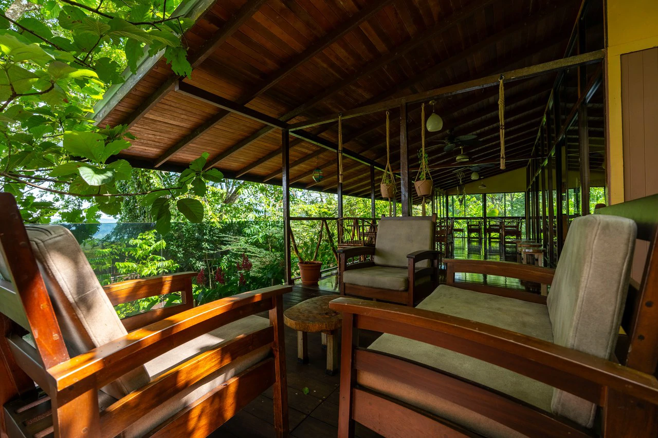 Prime 7.8 Acre Commercial Property with Restaurant for Sale in Costa Rica - Gallery image 22