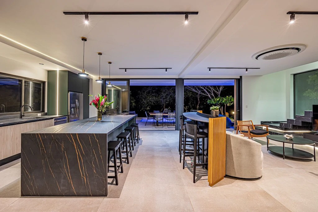 Near the Coast House For Sale in Playa Herradura - Gallery image 20
