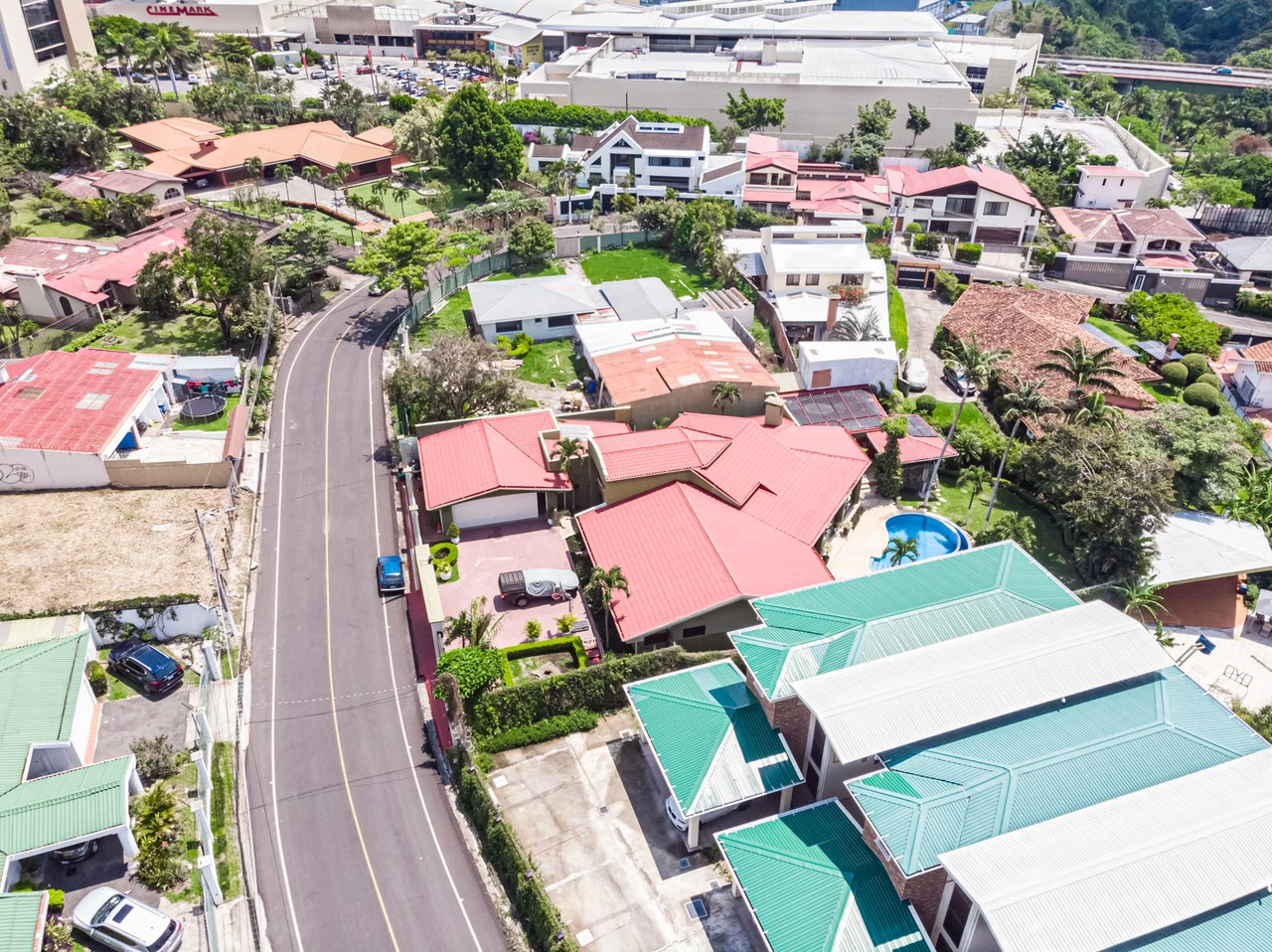 House For Sale in Escazú - Gallery image 2