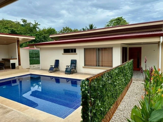 2 Homes for the Price of 1 – Turnkey Rental Income in Playa Tambor!: $325,000 USD | 6 Bedrooms | Prime Location | Excellent ROI Potential - Gallery image 3