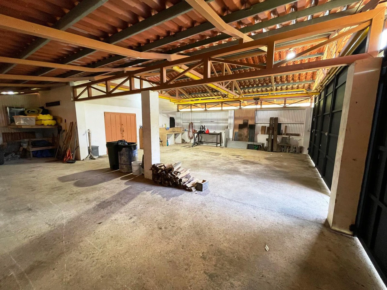 VILLA CANASOL : Lake View Home with Pool, Garage and Workshop - Gallery image 41