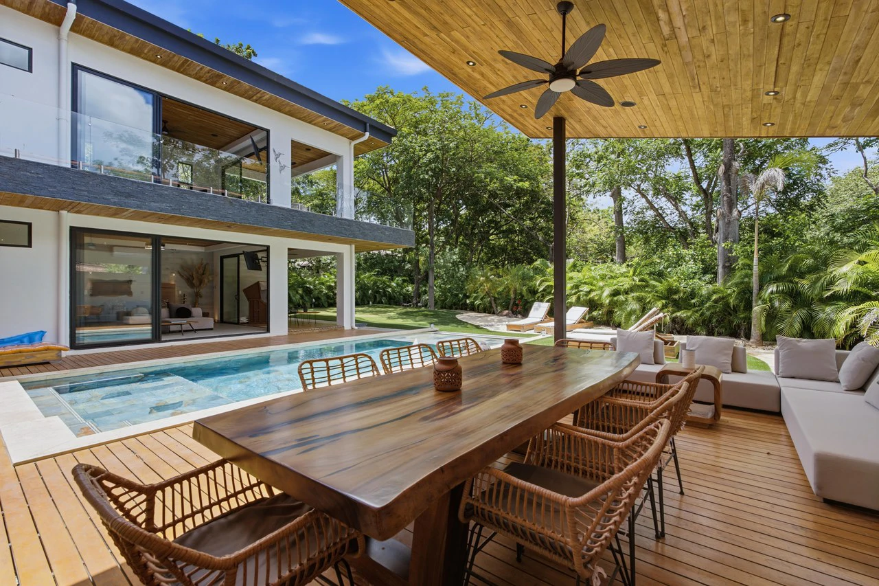 Casa La Ola Perfecta: Luxury 5-Bedroom Home with Pool Near the Beach in Hacienda Pinilla - photo 35