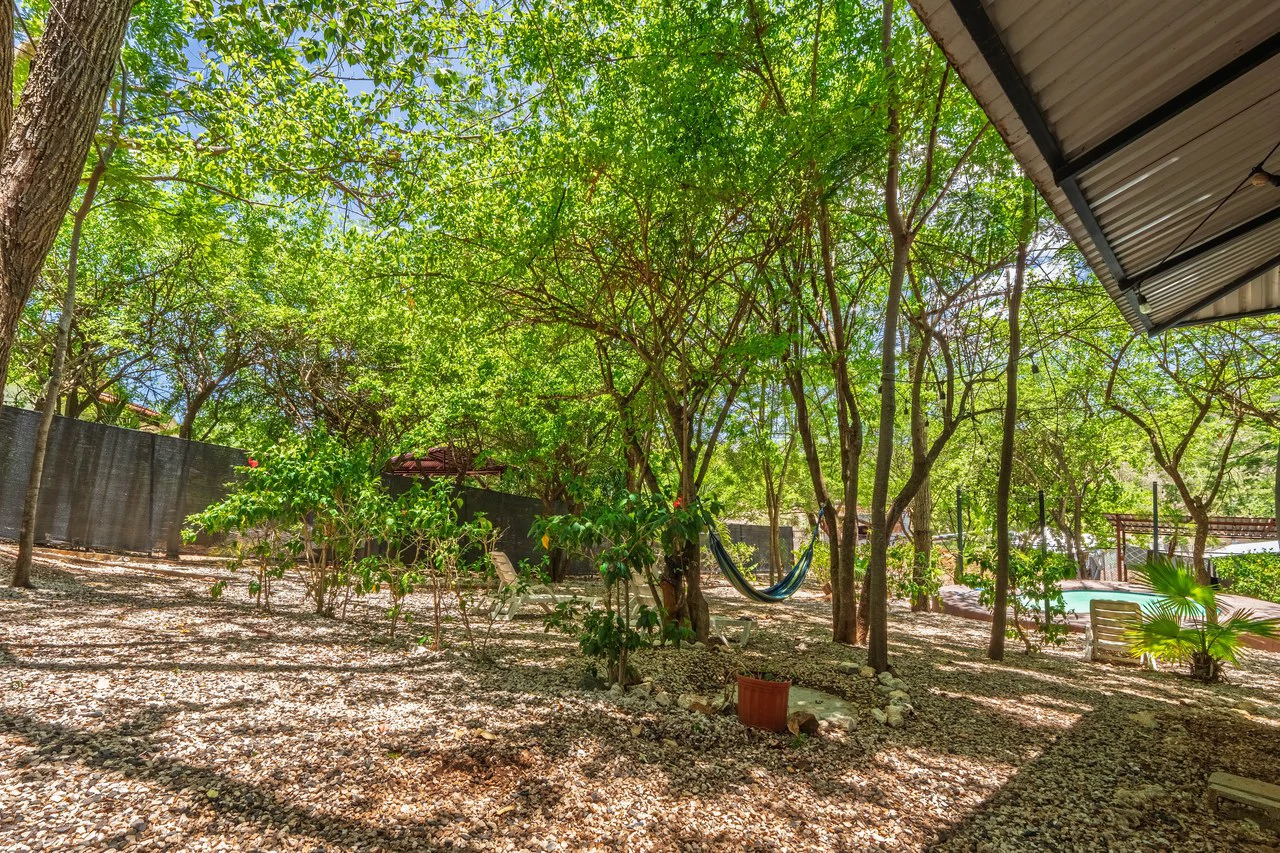 Villa Los Monos: High-Income 9-Unit Rental Property Near Playa Grande - Gallery image 89