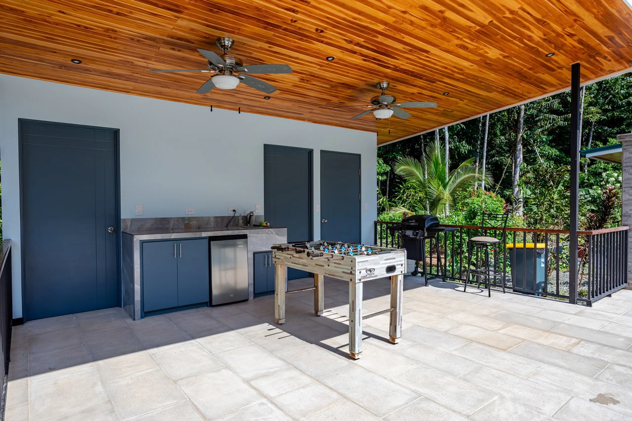 Custom Built Luxury Retreat with Guest Villas in Ojochal - Gallery image 8