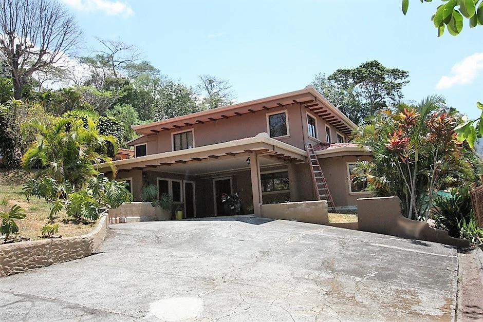 Family-Focused Complex with Four Residences - Gallery image 12