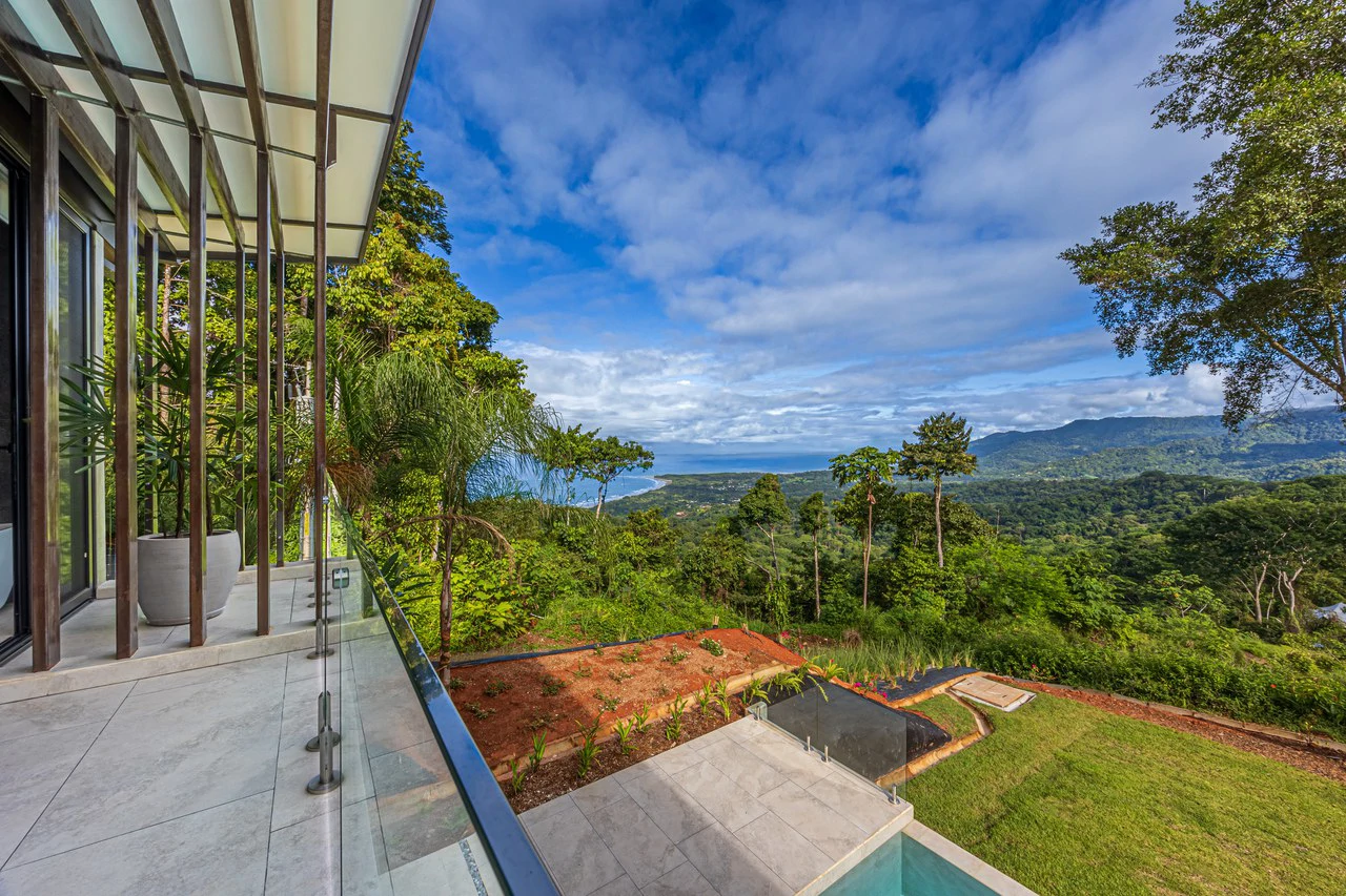 A True Estate Beyond Compare, Ocean Views For Miles: Mountain House For Sale in Uvita - Gallery image 58