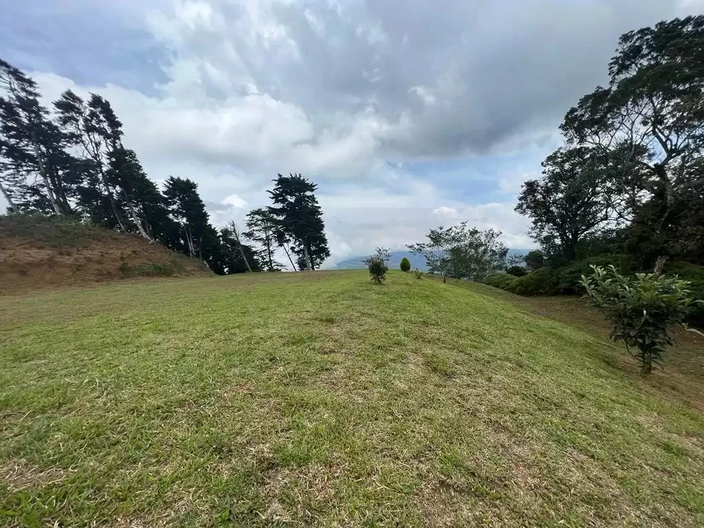The lot with breathtaking views is for sale in San Ramon de Santiago - Gallery image 6