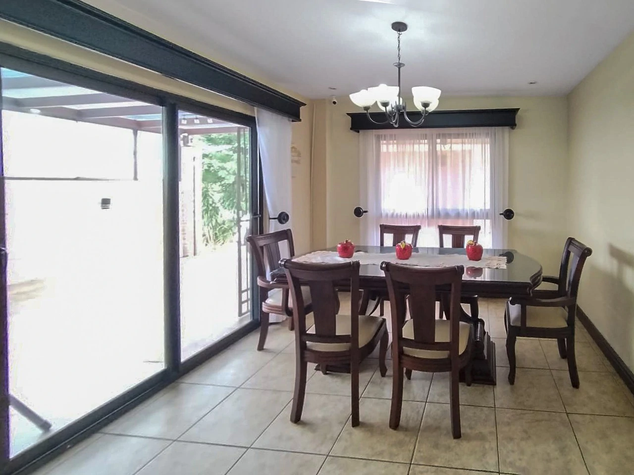 Lovely 2-Story House for Sale in Grecia - Gallery image 7