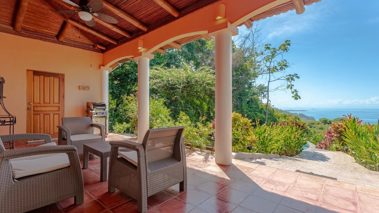 Whale's Tail Ocean View Estate with Extra Lot in Between Uvita and Dominical - Gallery image 77