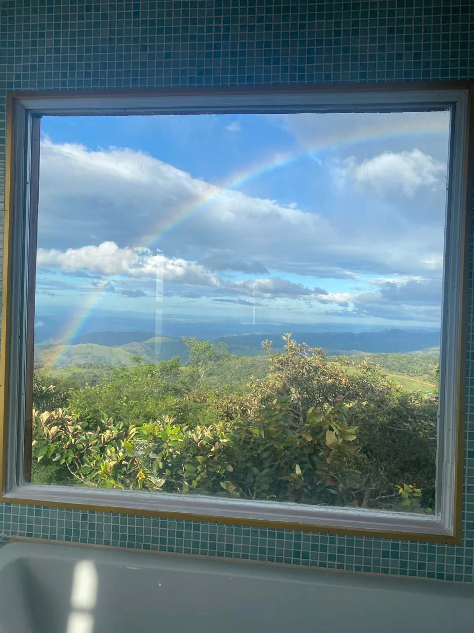 Ecofriendly container home, top views of La Lindora Monteverde LN0525: Elevated Eco-Luxury: Off-Grid Container Home with Panoramic Forest Views in Monteverde, La Lindora. - Gallery image 23