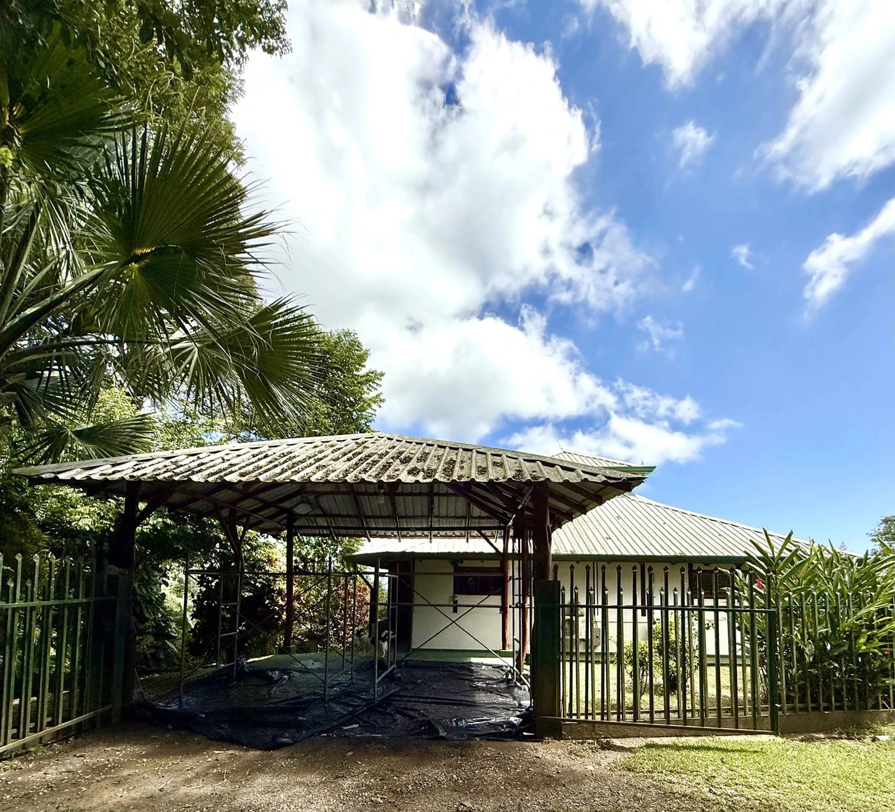 CASA DE LAPAS - OCEAN VIEW: Could you live at the Top of a Mountain in Costa Rica?  Because.... now you can!  Billion dollar views for only $1 Million USD. - Gallery image 48