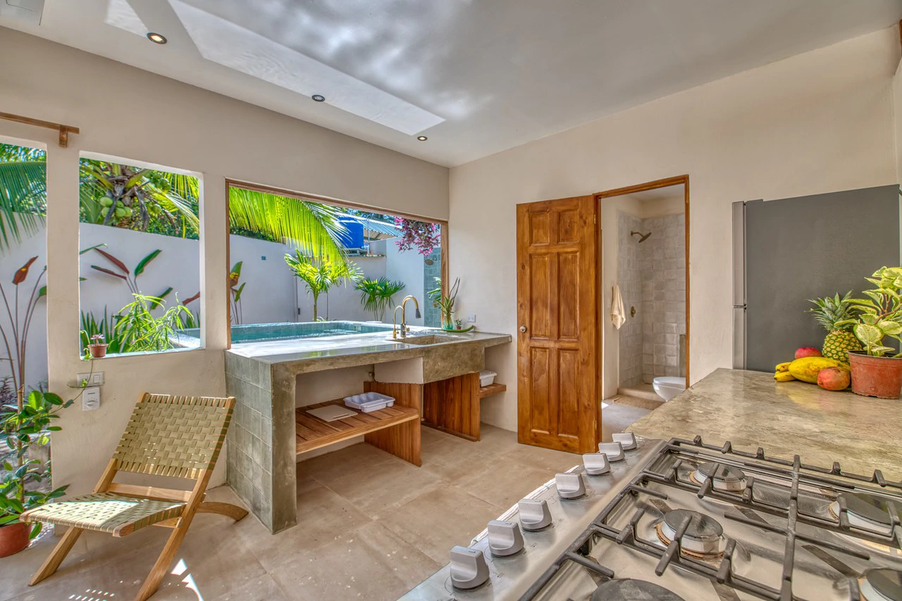 ID 355: Rental Income Opportunity in Puerto Viejo – 2 BD Modern Tiny Home for Sale - Gallery image 4