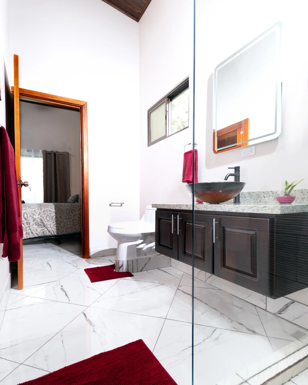 BRAND NEW 3-bedroom home, 5 minutes to Dominical Beach. - Gallery image 25