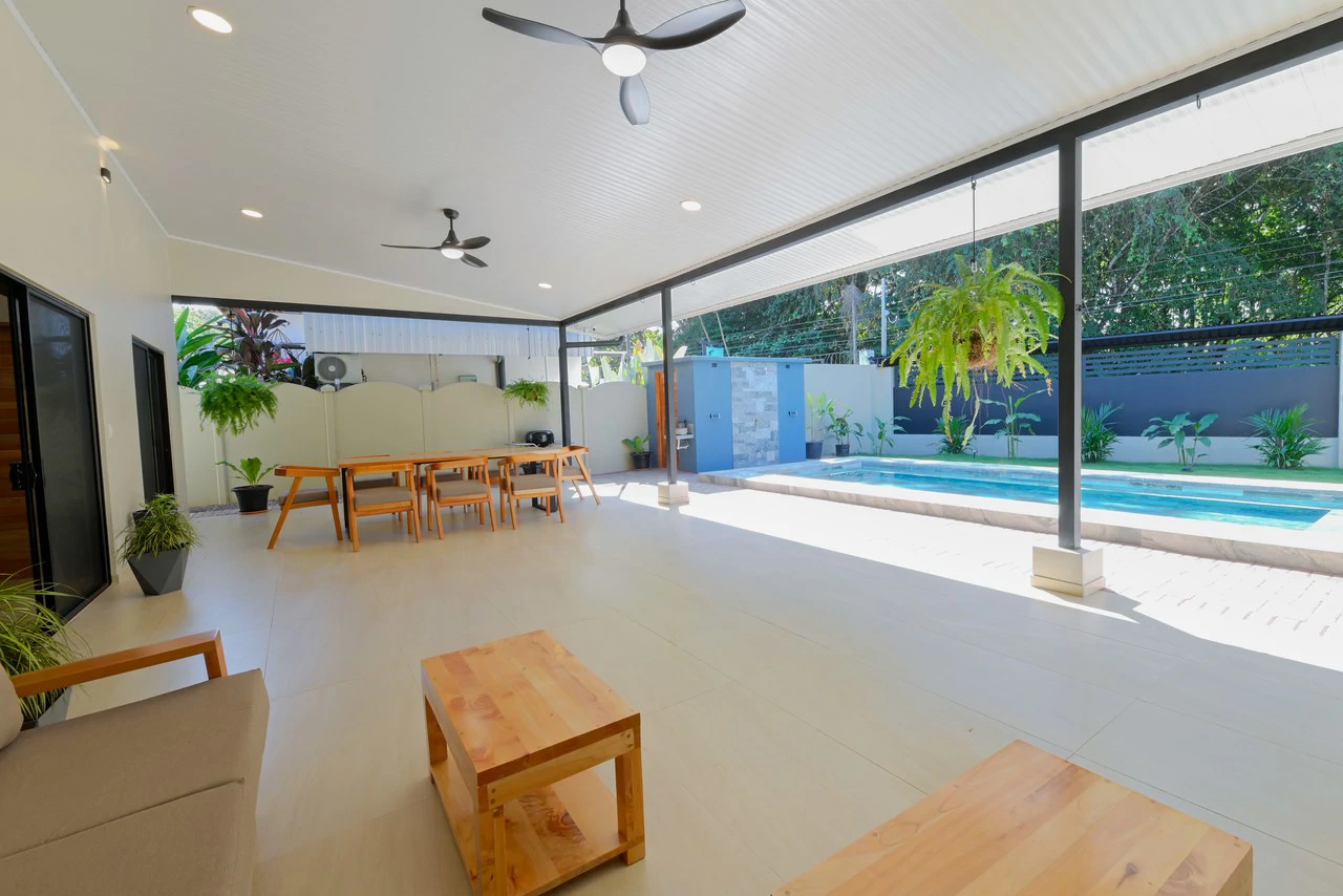 Modern Coastal Luxury: New 3-Bedroom Home Steps from South Pacific Beach: Near the Coast House For Sale in Uvita - Gallery image 5
